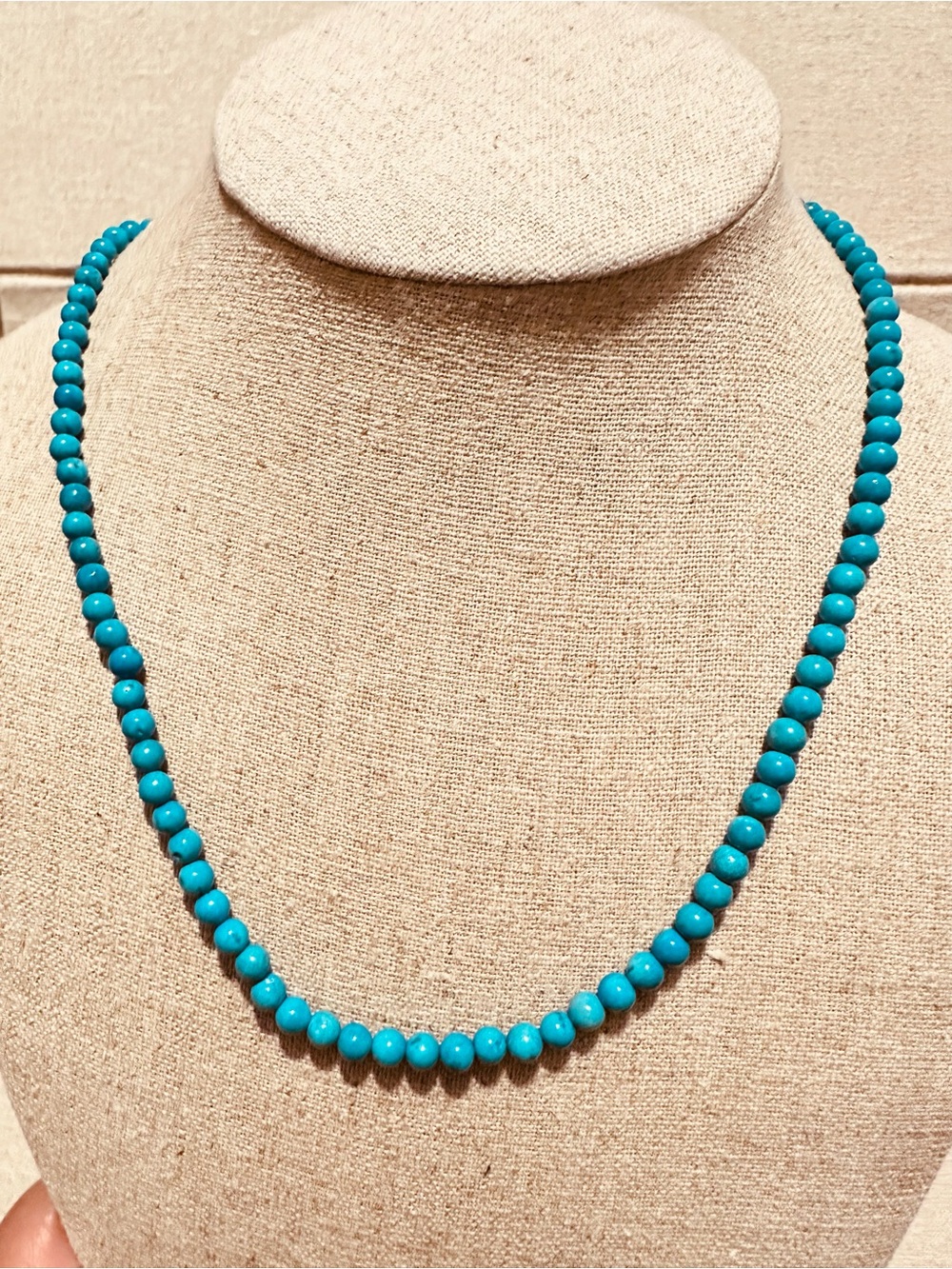 Vintage | Necklace | Vintage Turquoise Bead Necklace | One - Picture 5 of 5
